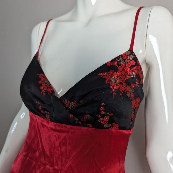 Christian Doucet Vintage 90s Red Satin Maxi Dress Women’s Formal Empire Gown - Picture 5 of 13